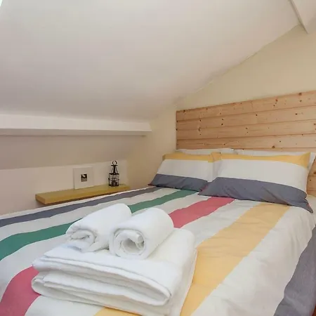 Cozy Flat In Adamastor Appartamento Lisbona